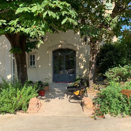 Auberge Du Chateau Margon  Exteriör bild